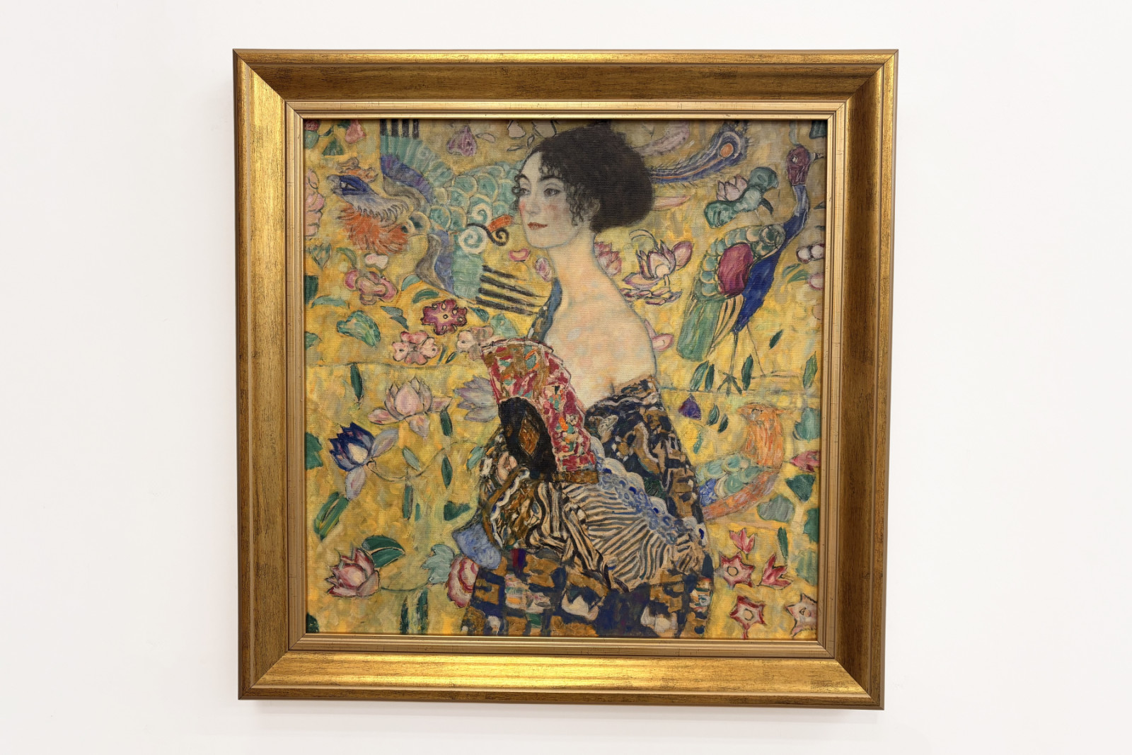 Dame mit Fächer - Gustav Klimt