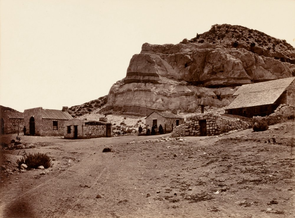 Wasserrhyolithe bei Logan Springs, Nevada (Nr. 13, Erkundungen in Nevada und Arizona) von Timothy H. O