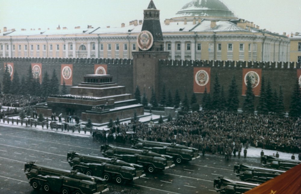 Militärparade, Roter Platz, Moskau, 1971 von Unbekannt