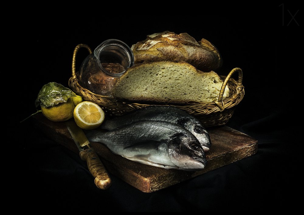 Brot, Fisch und Zitrone von Annalisa Raggio