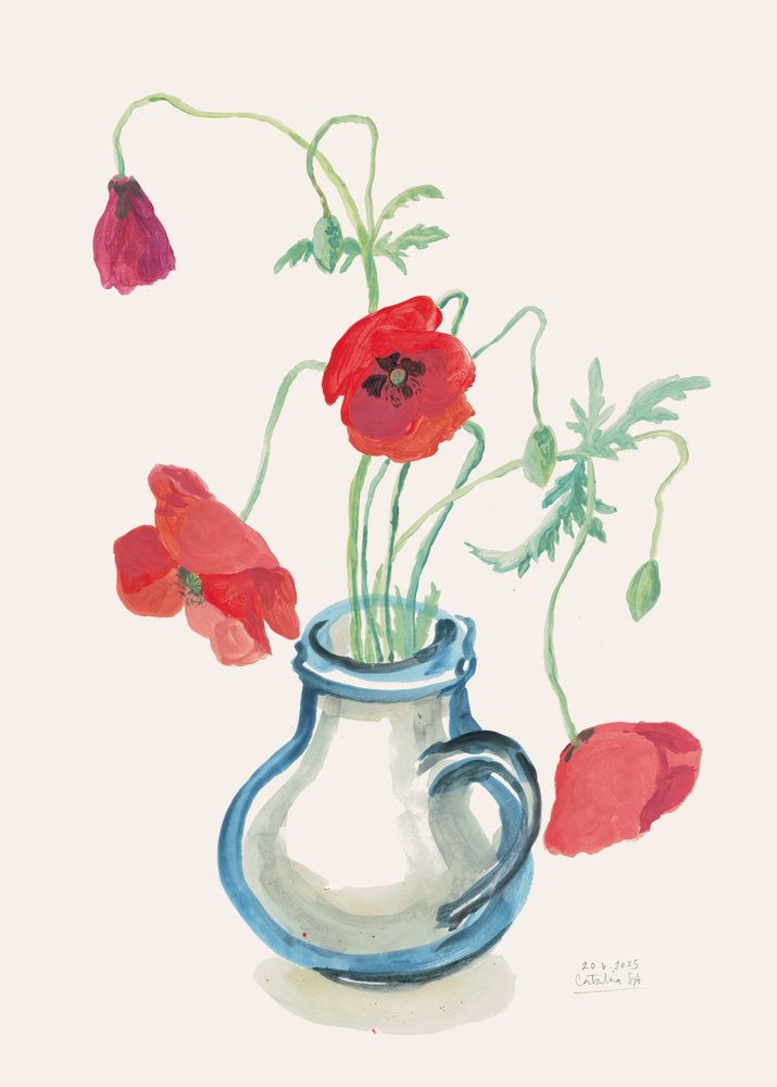 Rote Mohnblumen, blaue Vase von Catalina Somolinos