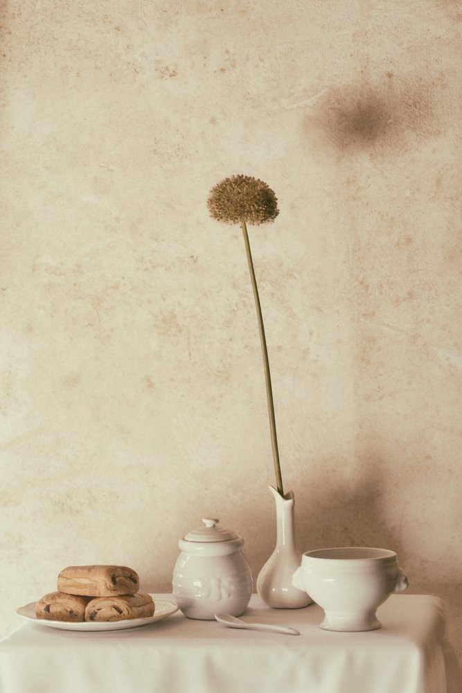 Getrocknete Blume und Gebäck von Delphine Devos