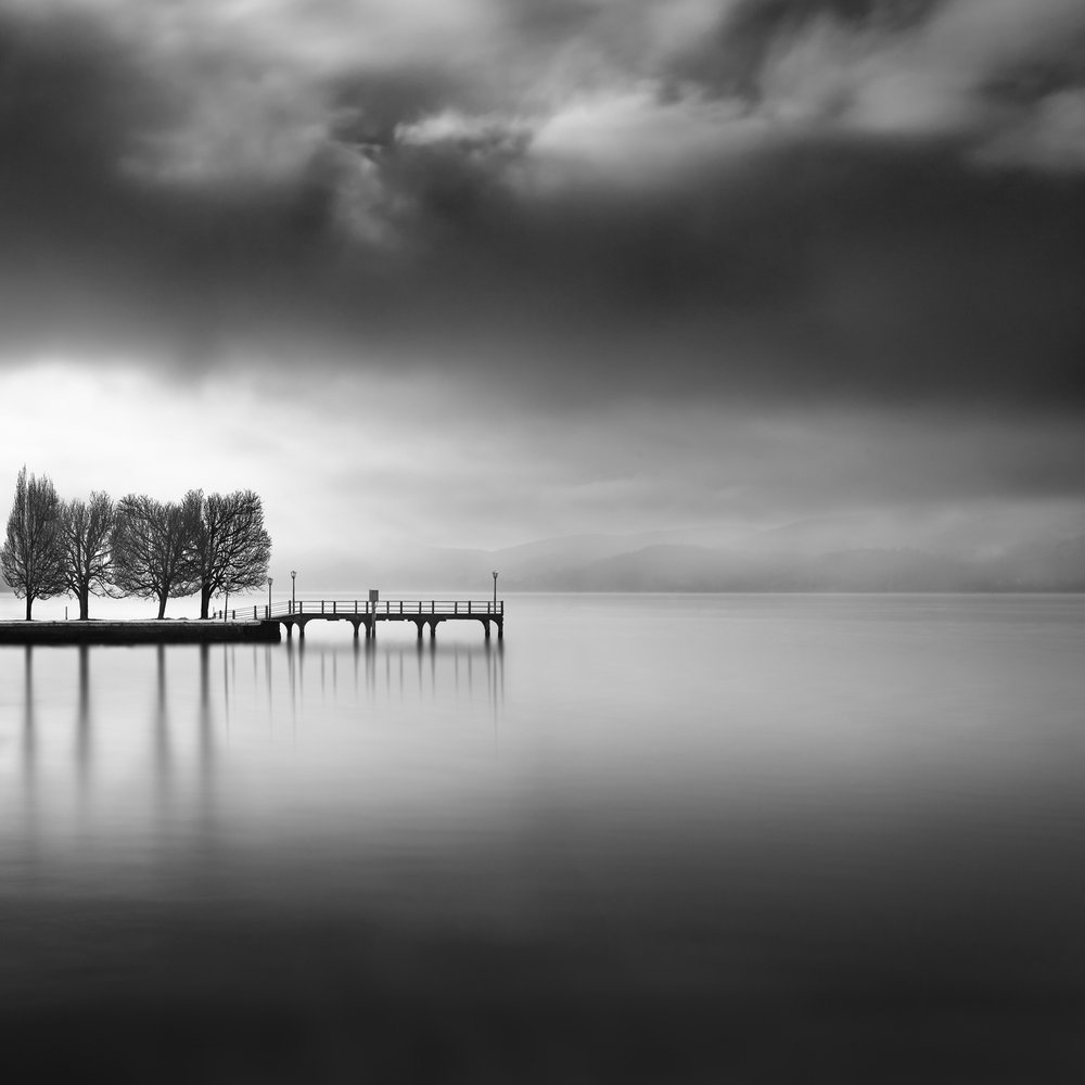 Gelassener See-Pier von George Digalakis