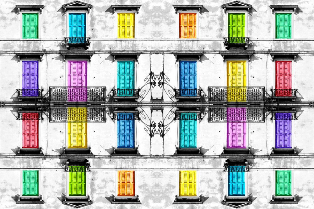 Lebendige Fensterfassade von Igor Shrayer