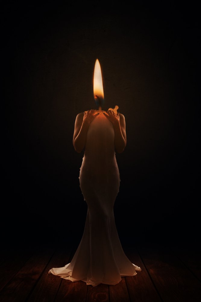Ätherische Kerzenfigur von Laura Benvenuti
