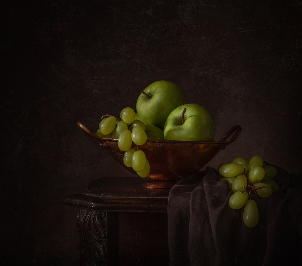 Stimmungsvolle Grüne Obstschale von Margareth Perfoncio