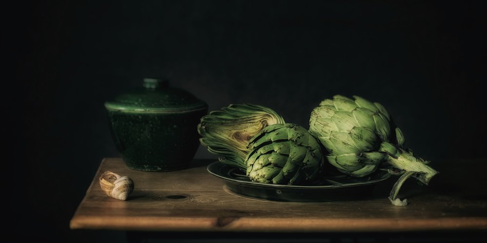 Stillleben mit Artischocken von Monique van Velzen