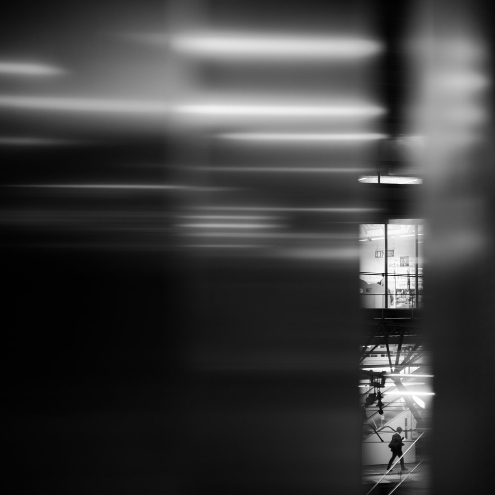 Geometrischer Lichtdurchgang von Satoshi Hata