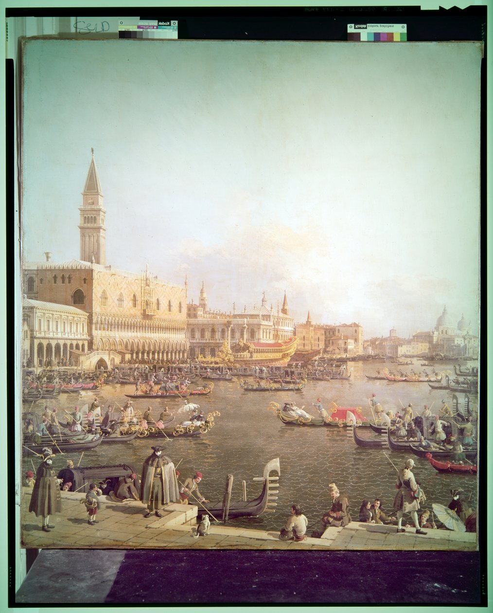 Der Molo und der Dogenpalast vom Bacino Di San Marco von (1697 1768) Canaletto