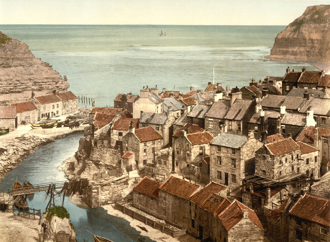Staithes Dorf bei Whitby, Yorkshire, ca. 1890 - 1900 von English Photographer