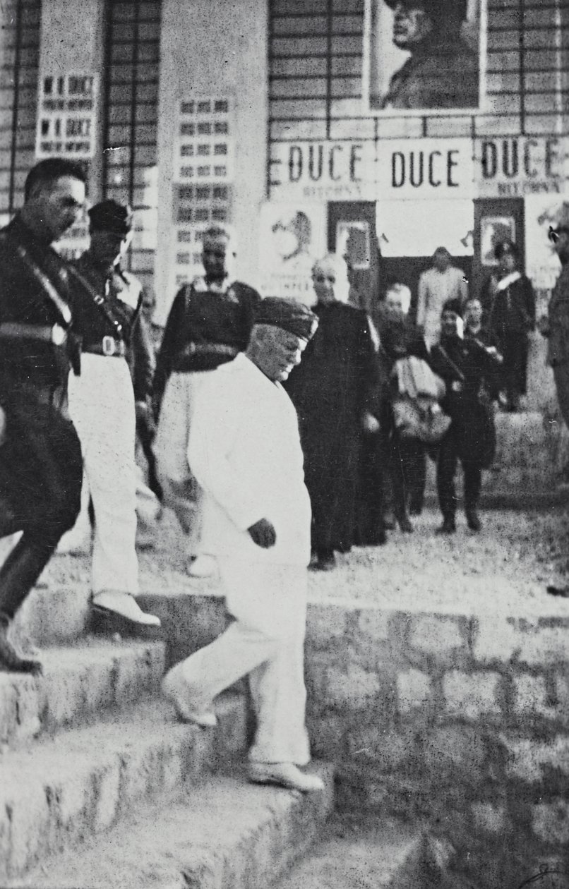 Album "Duce": Benito Mussolini bei einem offiziellen Besuch in Sizilien von A. Scarlata