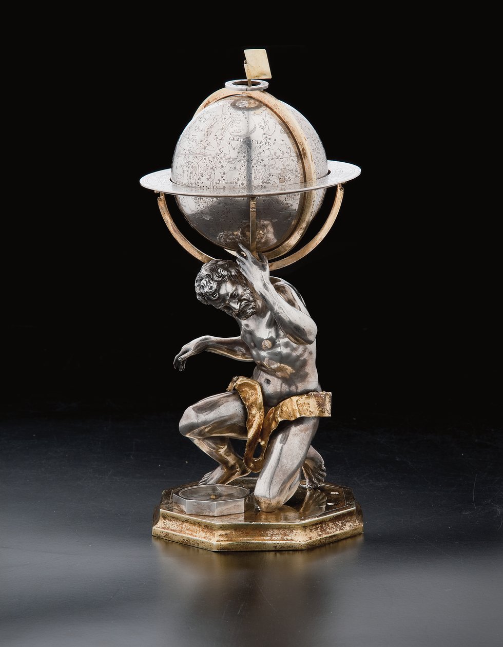 Zwei außergewöhnliche terrestrische und himmlische Globen, getragen von Herkules und Atlas, Augsburg, 1697-99 von Abraham Drentwett