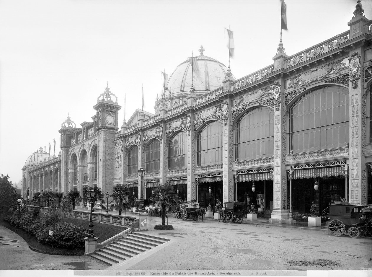 Ansicht des Palais des Beaux-Arts, Weltausstellung, Paris, 1889 von Adolphe Giraudon