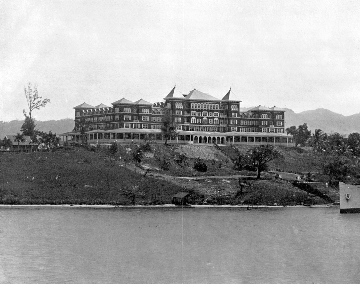 Titchfield Hotel, Port Antonio, Jamaika von Adolphe Duperly and Son