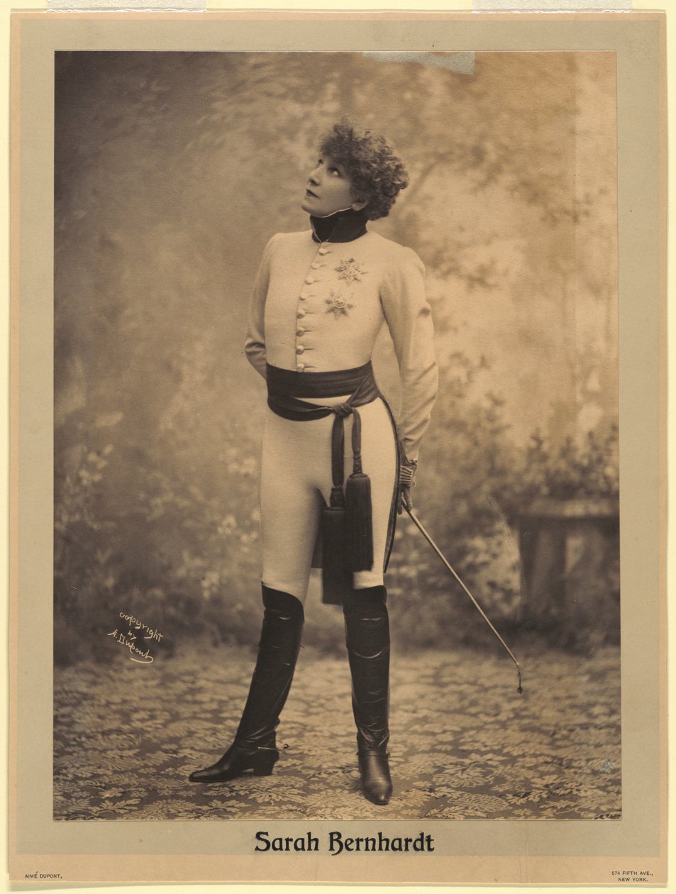 Sarah Bernhardt als Herzog von Reichstadt (später König von Rom) von Aime Dupont