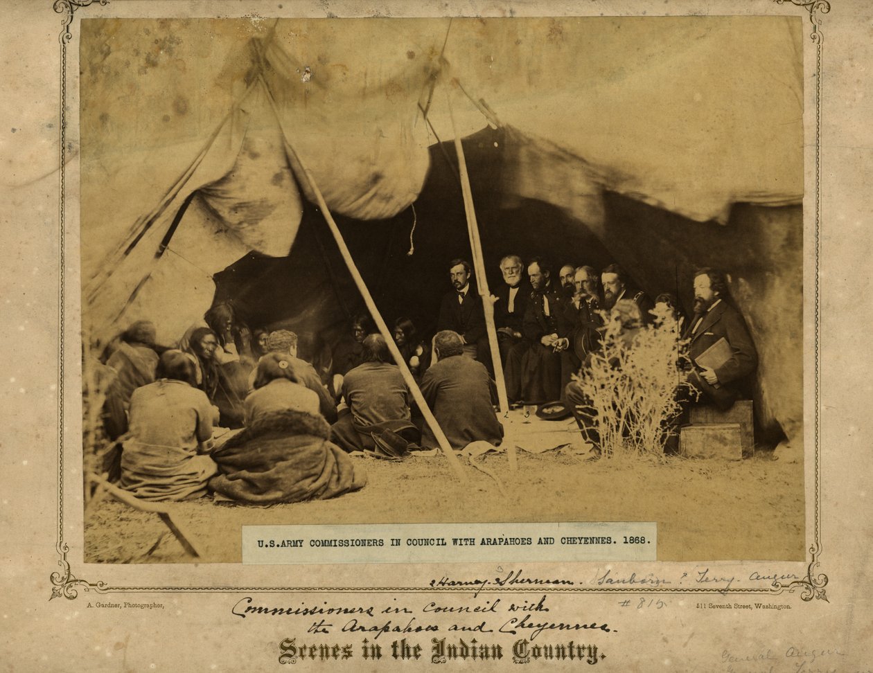 US-Armee-Kommissare im Rat mit Arapahoes und Cheyennes. Fort Laramie, Wyoming. Gen. William S. Harney und William T. Sherman von Alexander Gardner