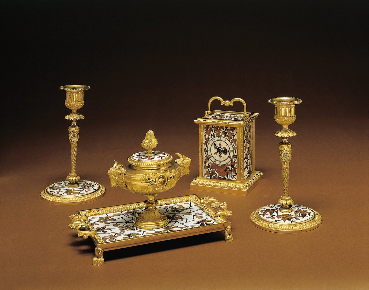 Napoleon III vierteiliges Schreibtischset, Marketerie von Duvinage und Harinckouk, ca. 1877 von Alphonse Gustave Giroux