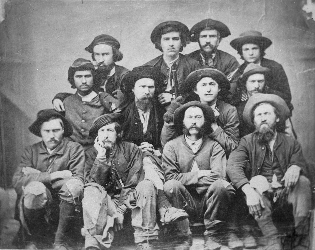 Mitglieder von Morgans Raiders im Camp Douglas von American Photographer