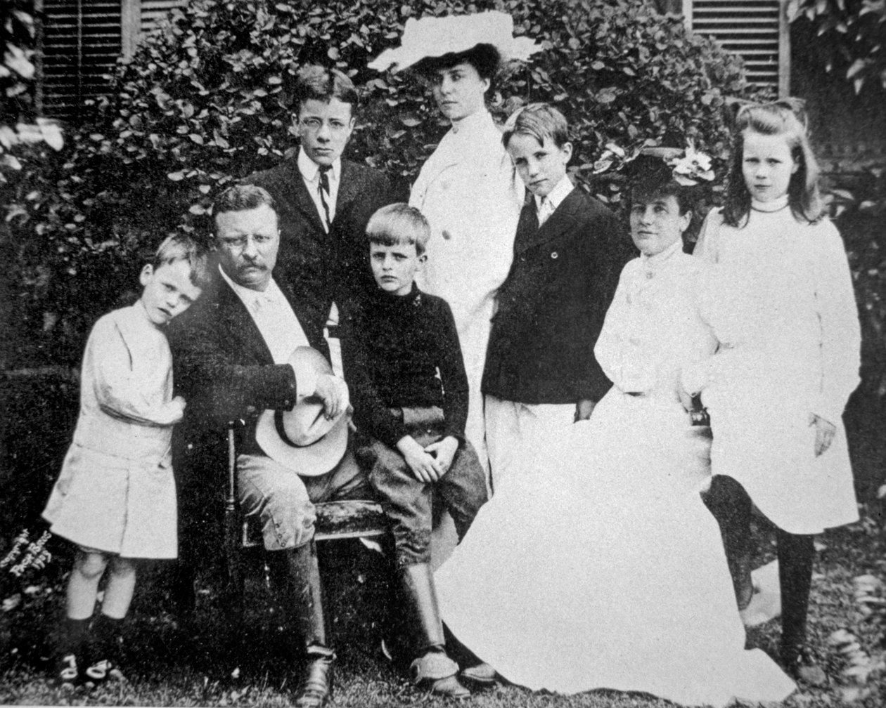 Präsident Theodore Roosevelt mit seiner Frau und Familie von American Photographer