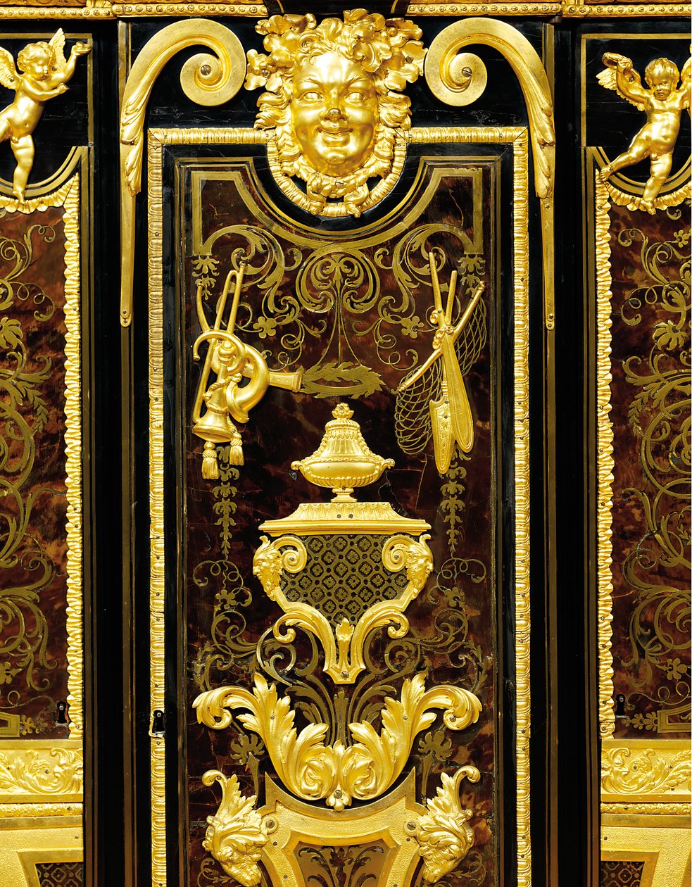 Louis XIV petit armoise, ca. 1700-10 von Andre Charles (attr. to) Boulle