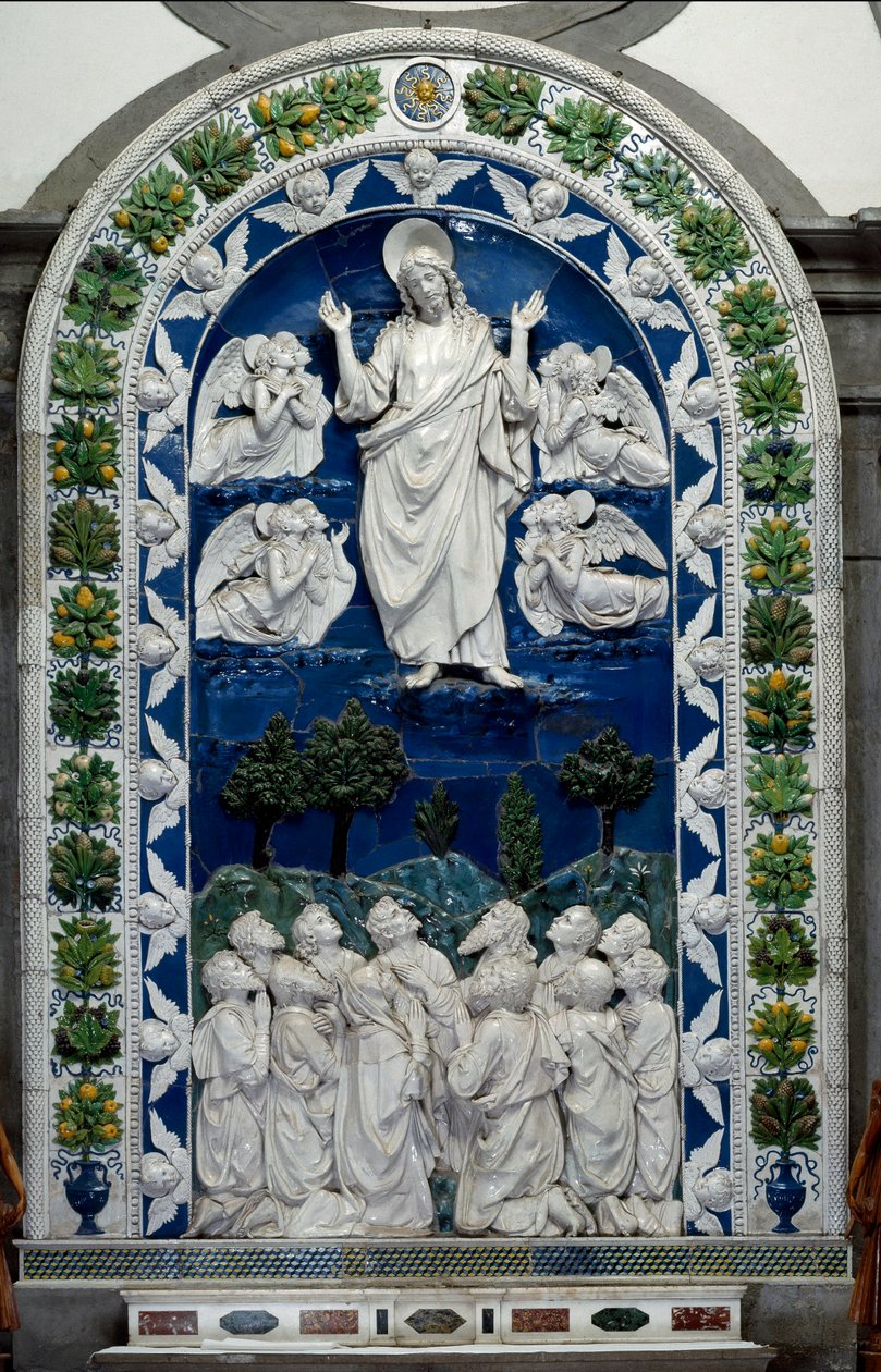 Himmelfahrt Jesu in den Himmel mit Unserer Lieben Frau und elf Aposteln, Keramikrelief von Andrea della Robbia (1435-1525) um 1490, Santuario della Verna, Italien von Andrea Della Robbia
