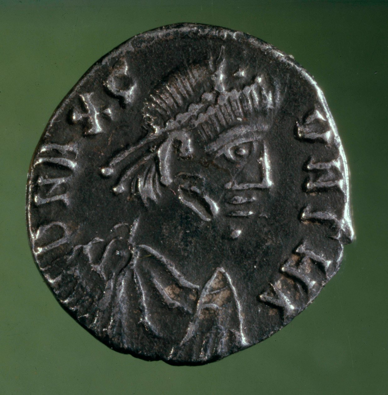 Silberdenar mit dem Abbild des Königs der Vandalen Gunthamund (484-496) von Anonymous Anonymous