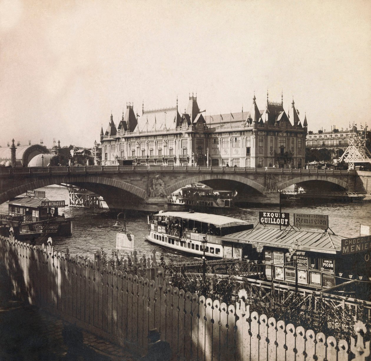 Weltausstellung 1900 in Paris: Pavillon der Stadt Paris von Anonymous Anonymous