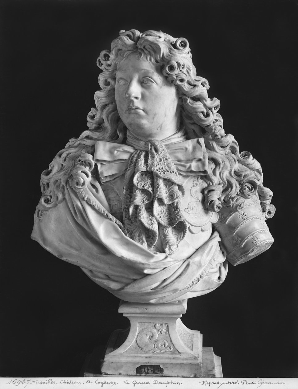 Büste von Louis de France (1661-1711) Monseigneur le Dauphin, bekannt als Le Grand Dauphin, 1679 von Antoine Coysevox
