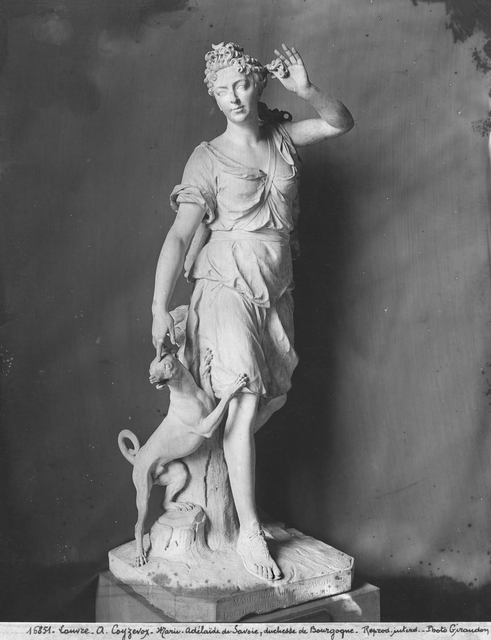 Marie-Adelaide de Savoie, Herzogin von Burgund, als Diana die Jägerin, 1709 (Marmor) von Antoine Coysevox