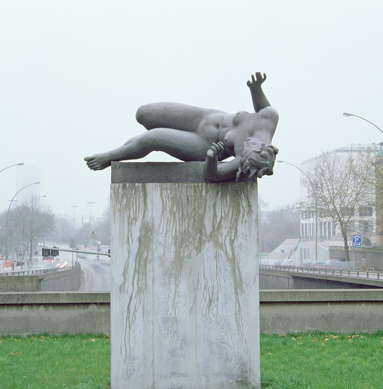 Der Fluss (La rivière étendue), 1939-43 (Blei) von Aristide Maillol