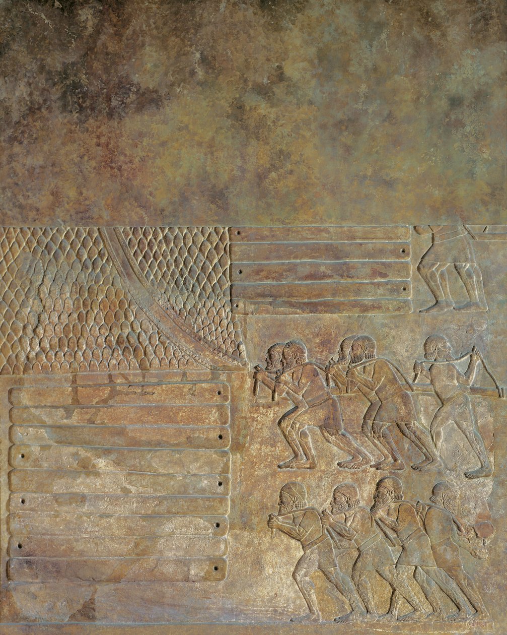 Relief, das das Aufstocken von Holz am Ufer vor dem Transport auf dem Seeweg darstellt, aus dem Palast von Sargon II, Khorsabad, Irak von Assyrian