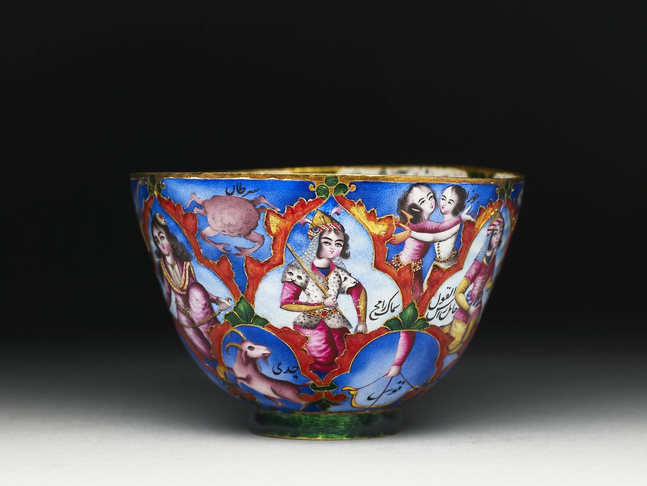 Gedeckter Schüssel, Untertasse und Löffel mit astrologischer Dekoration, frühes 19. Jahrhundert von Baqir