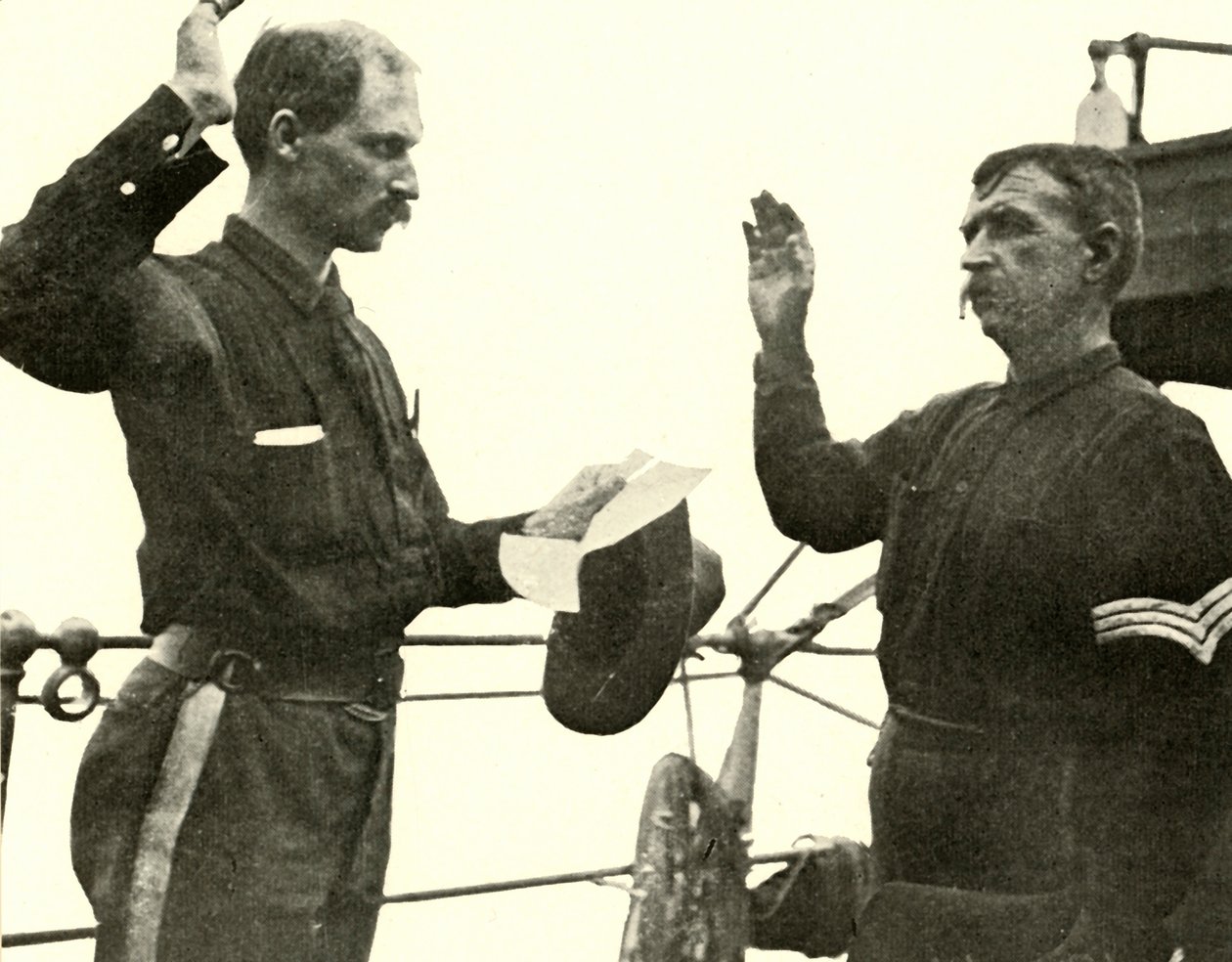 Leutnant Lewis meldet Thomas Dixon erneut an, Spanisch-Amerikanischer Krieg, 19. Juni 1898, 1899 von Burr McIntosh
