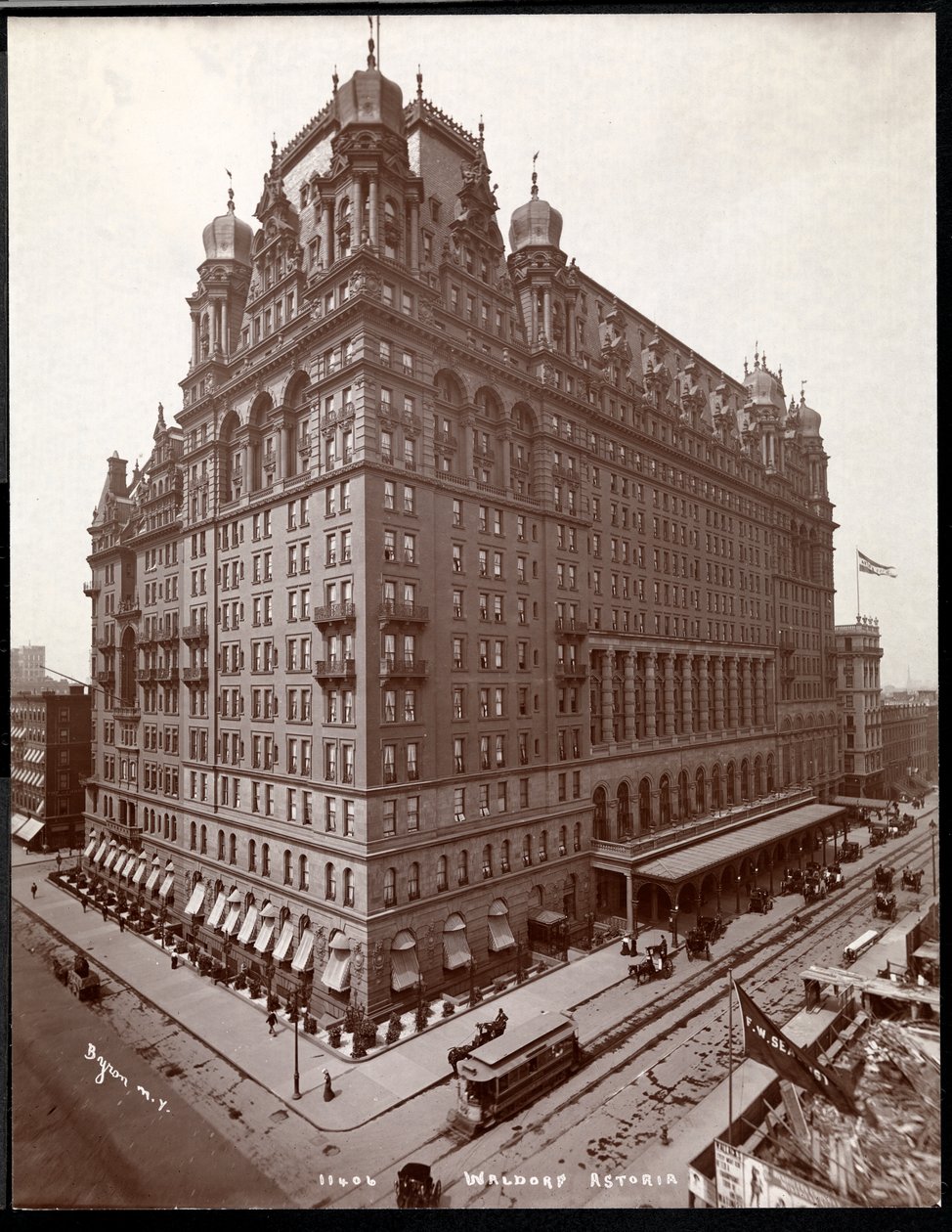 Das Waldorf Astoria an der 34th Street und 5th Avenue, New York, 1901 oder 1902 von Byron Company