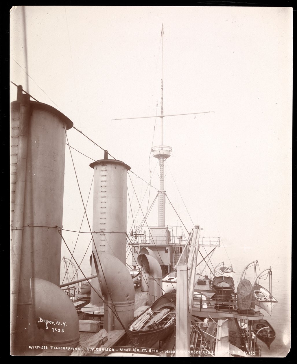Drahtlose Telegrafie: Der 150ft Mast, von dem Marconis drahtloses Signal nach Boston, Massachusetts, gesendet wurde, 1899-1900 von Byron Company