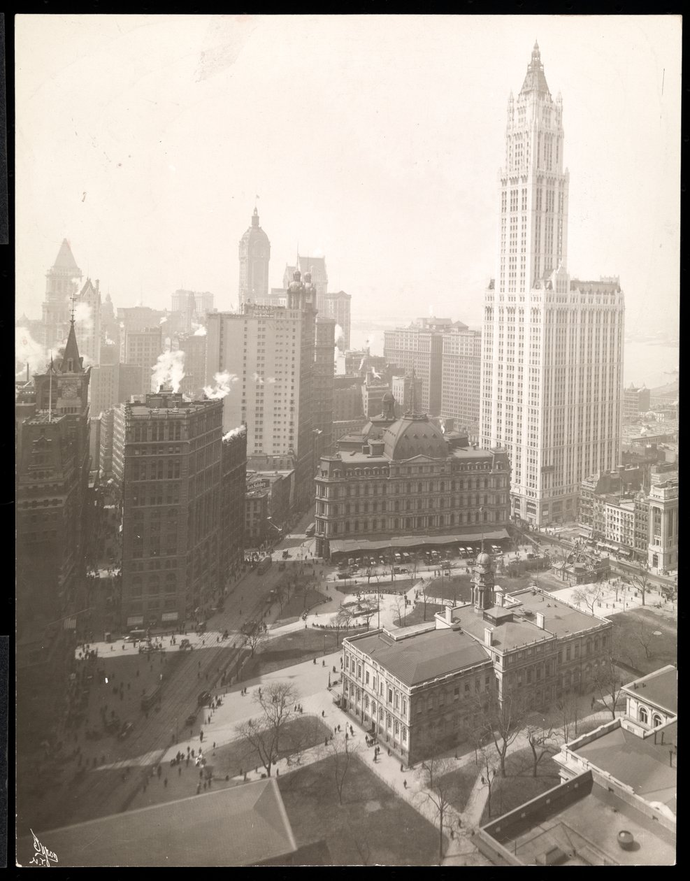 Luftaufnahme des City Hall Parks, City Hall und des Postamts von Byron Company