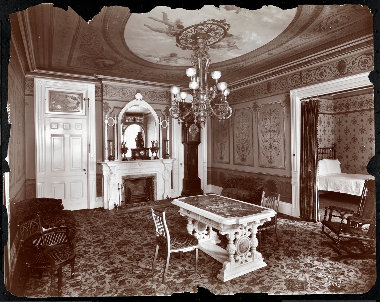 Privates Wohnzimmer im Hoffman House Hotel, 1907 von Byron Company
