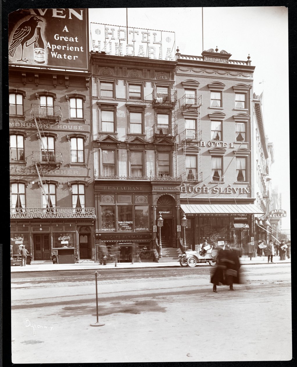 Ansicht des Hotels Hungaria und des Hotels Hugh Slevin am Union Square East und 14th Street, New York, 1905 von Byron Company
