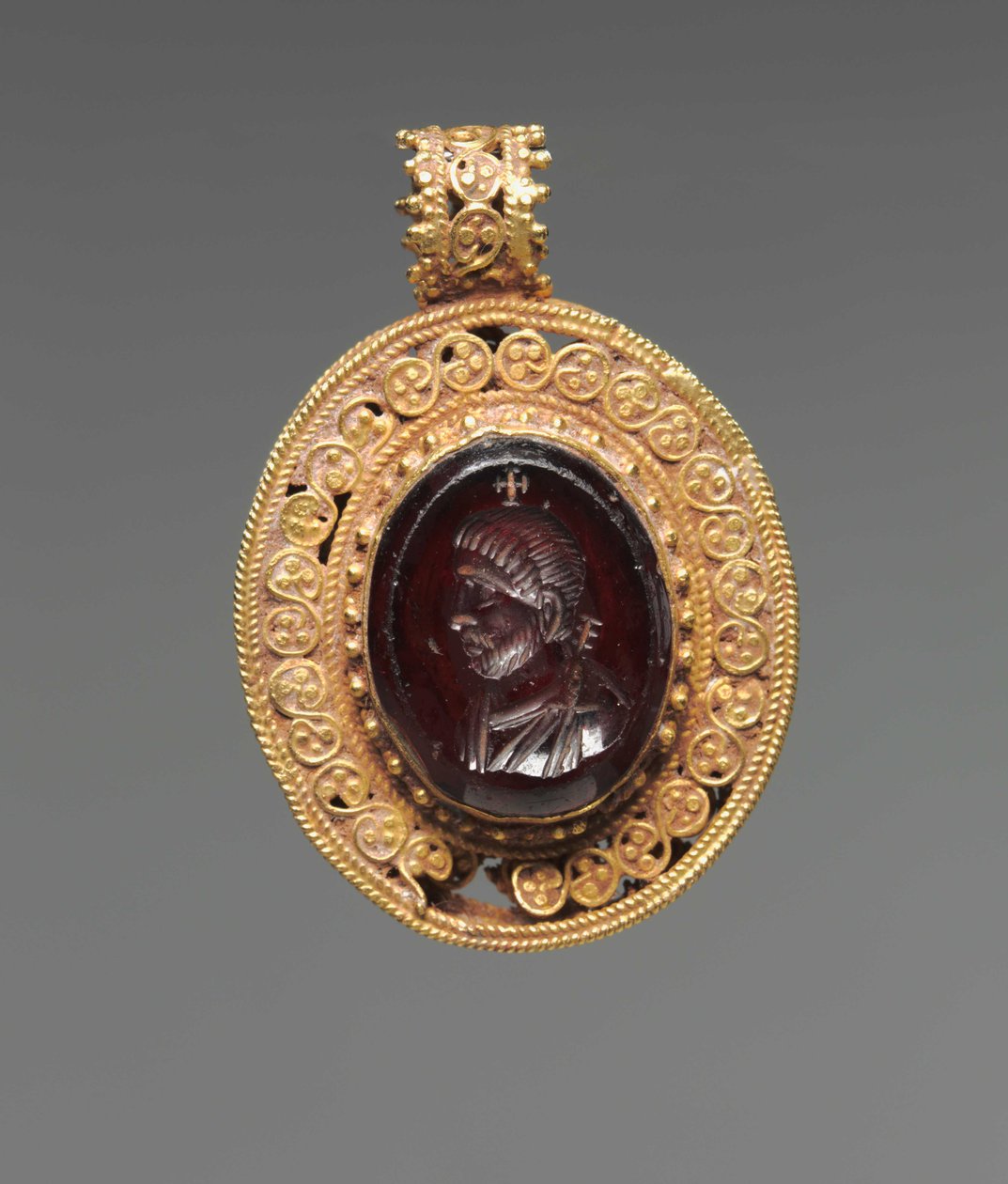 Anhänger mit Porträt-Intaglio, 500er Jahre von Byzantine School