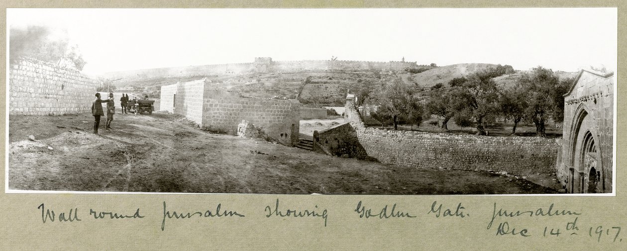 Ansicht der Mauer um Jerusalem mit dem Goldenen Tor, 14. Dezember 1917 von Capt. Arthur Rhodes