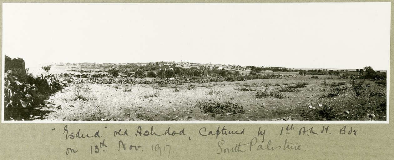 Esdud, das alte Aschdod, erobert von der 1. A.L.H. Brigade am 13. November 1917 von Capt. Arthur Rhodes