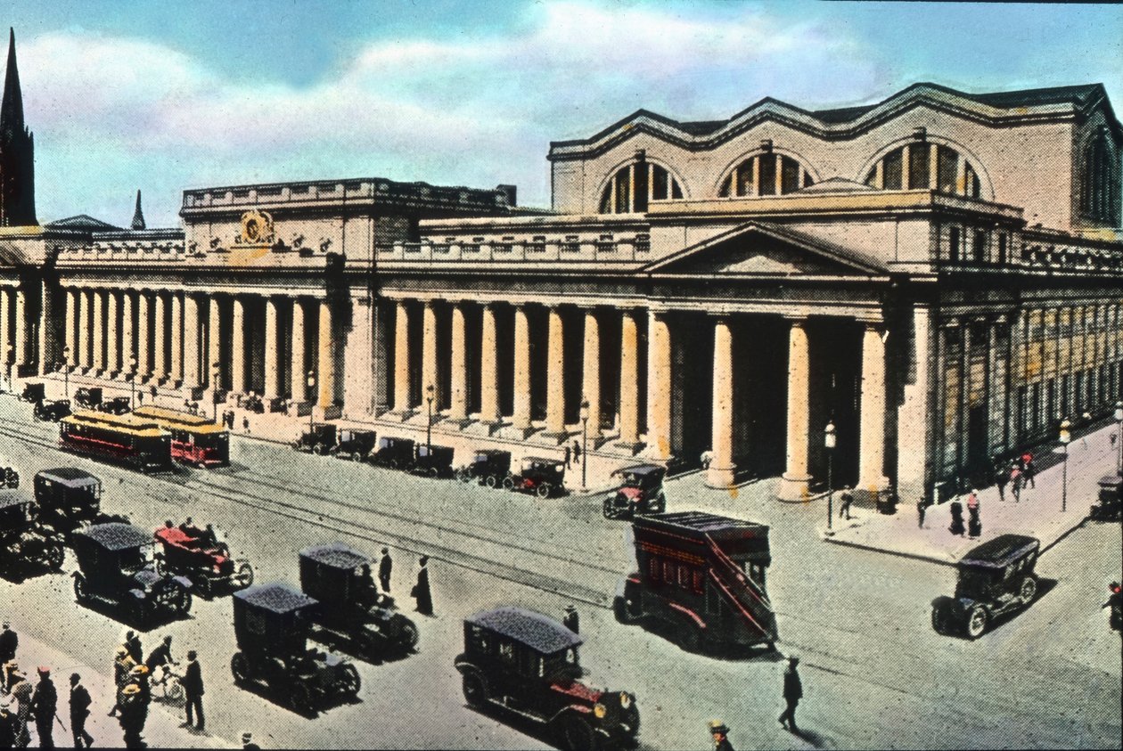 Vereinigte Staaten von Amerika, New York, Midtown Manhattan, Pennsylvania Station oder Penn Station, eröffnet 1910, um 1910 von Carl Simon