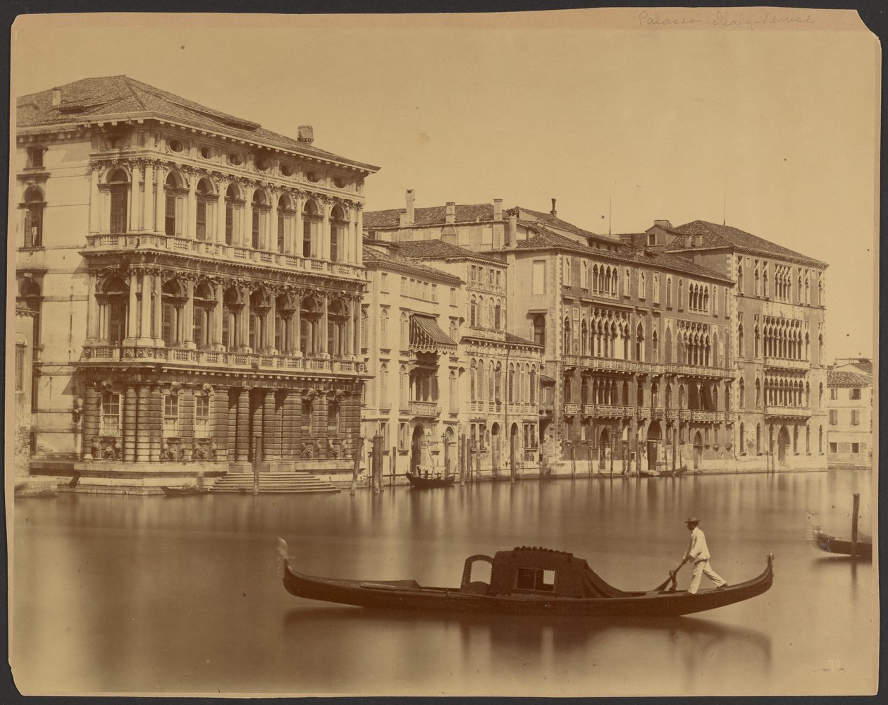 Die Rezzonico-, Giustiniani- und Foscari-Paläste entlang des Canal Grande von Carlo Naya