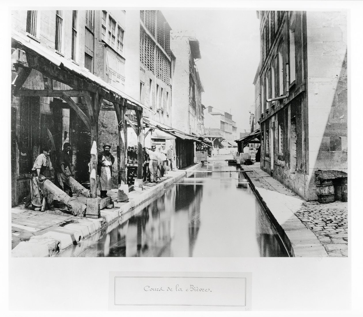 Verlauf der Bievre in Paris mit Gerbereien, 1858-78 von Charles Marville