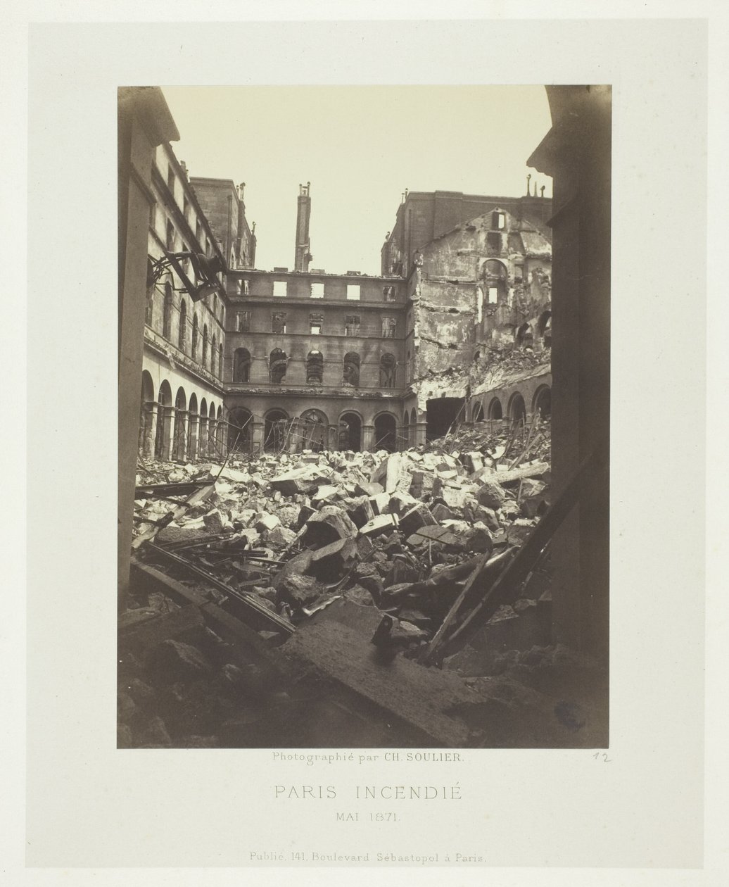 Pariser Feuer (Innenansicht des Finanzministeriums) von Charles Soulier