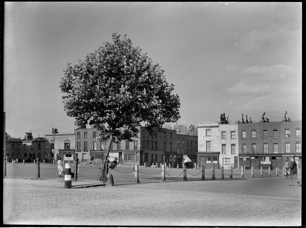 Cumberland Market, Regents Park, Camden, Greater London Authority, 1930er von Charles William Prickett