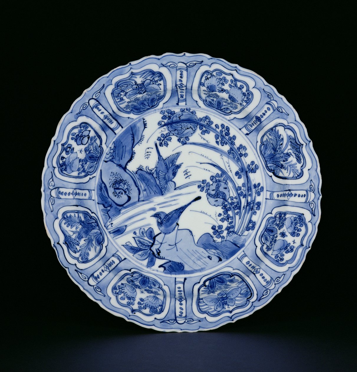 Blau-weiße Kraak-Platte mit Vögeln in einer Landschaft, Egret-Marke, Wanli, 1595-1605 (Porzellan) von Chinese School