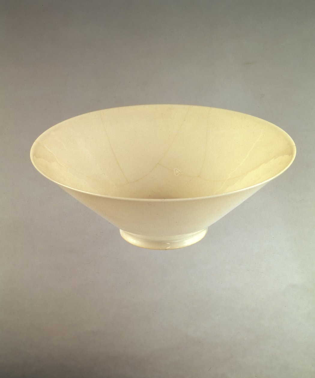 Yung-lo-Weinbecher aus den Ching-te-Chen-Öfen, ca. 1403-25 von Chinese School Chinese School