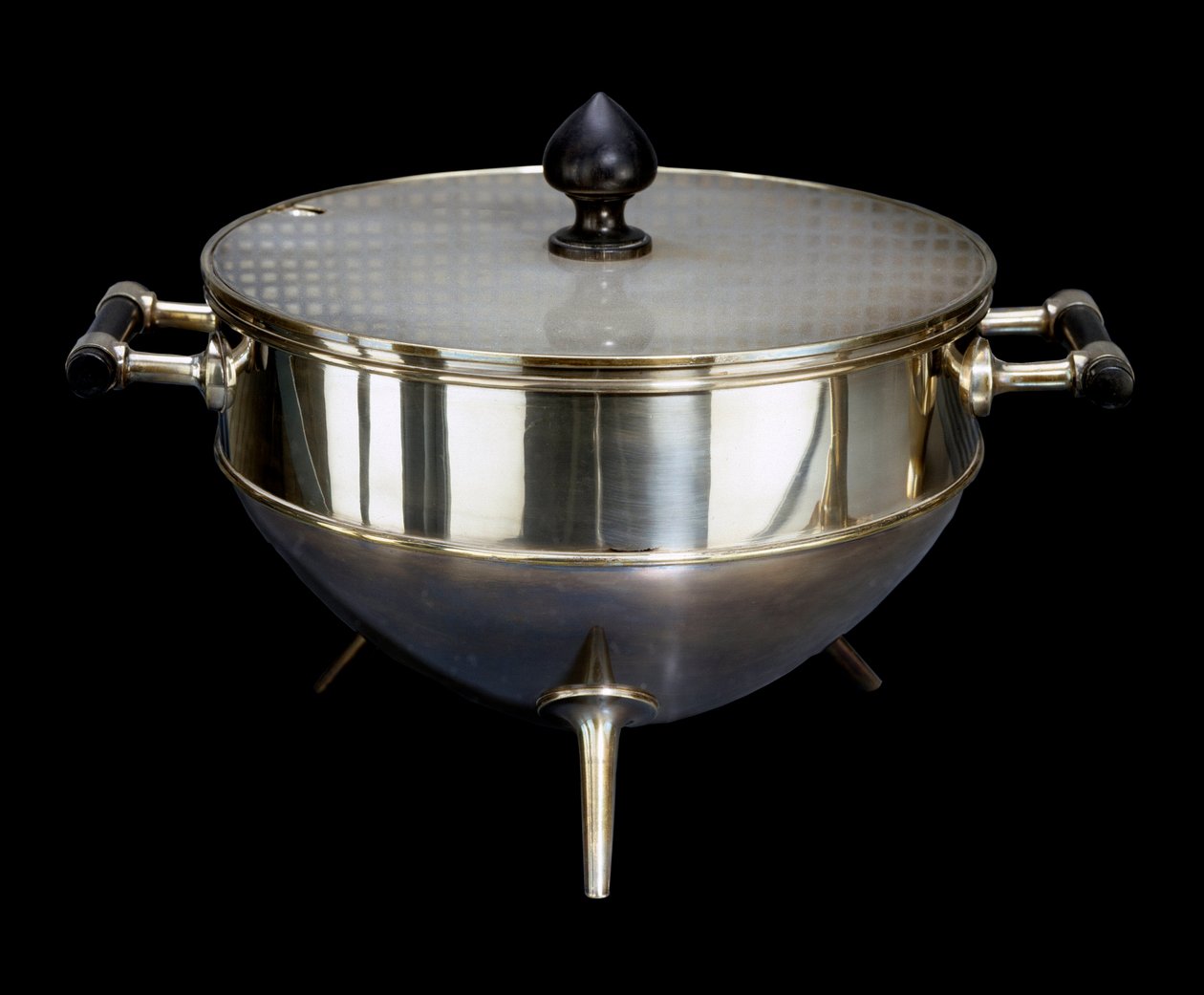 Silberwaren: Silbermetall-Schild und Ebenholz von Christopher Dresser (1834-1904) um 1880 Paris, Musée d