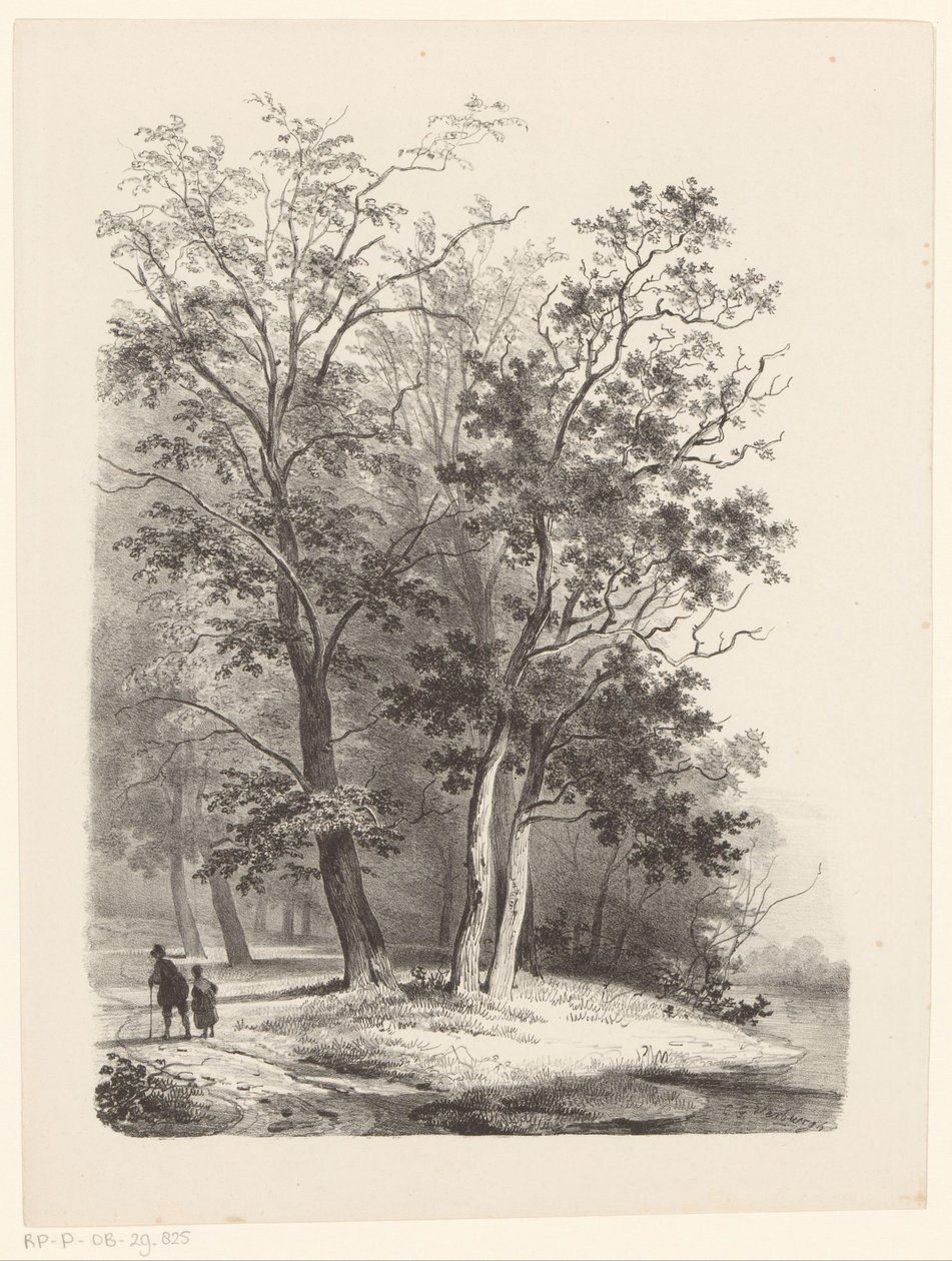 Zwei Figuren spazieren in einem Wald von Cornelis Gerrit Verburgh